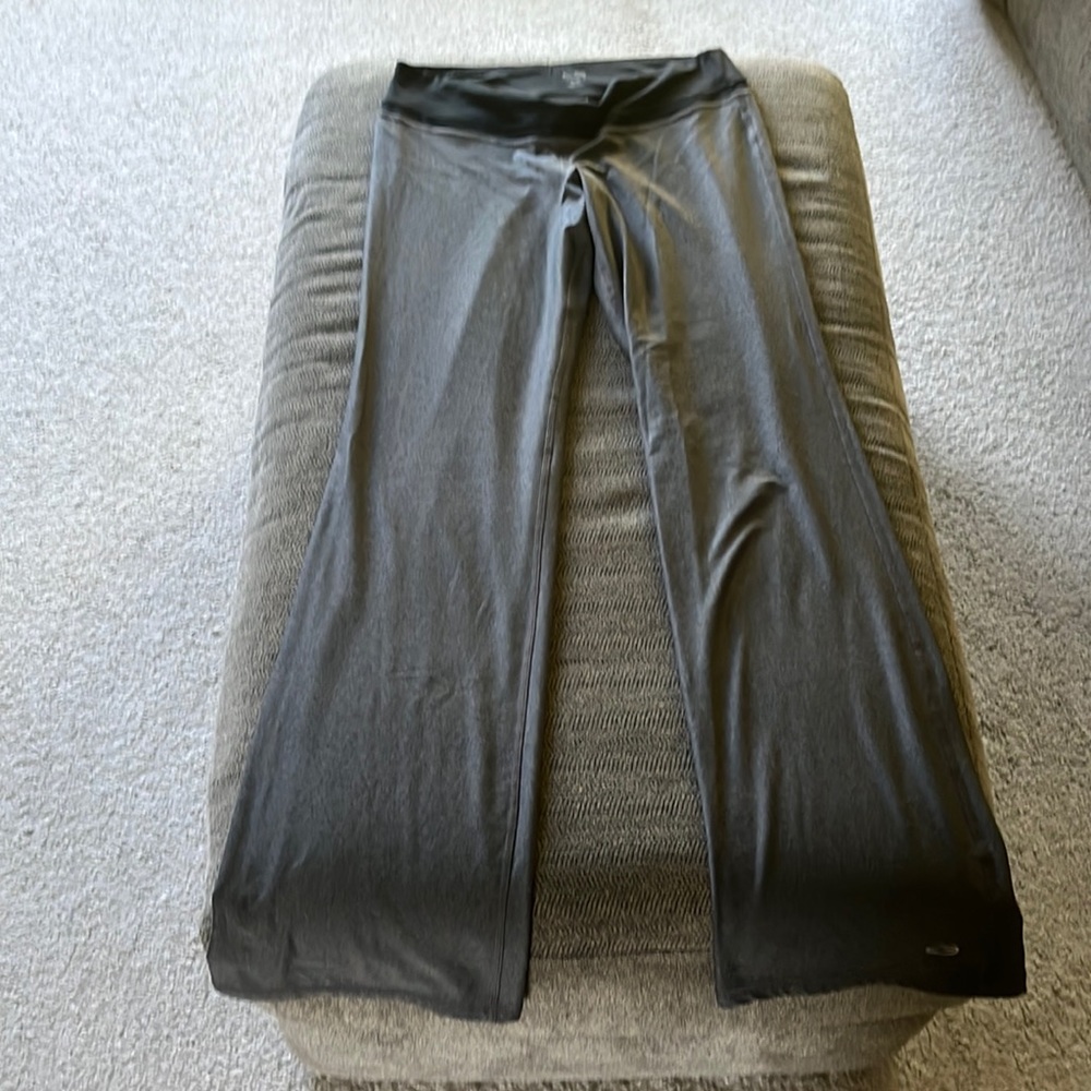 Size medium gray champion lightweight sweatpants